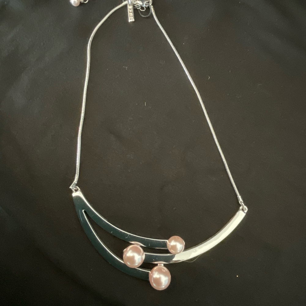 White House Black Market Elegant Silver and Pink Faux Pearl Necklace